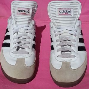 Men's US size 9 1/2 Adidas Samba Shoes